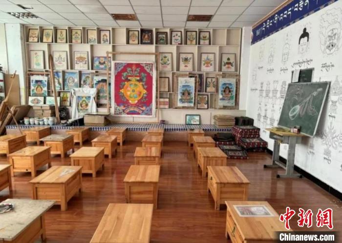 见闻：师生缘团结情——看青藏高原学校如何培土育苗？(图3)