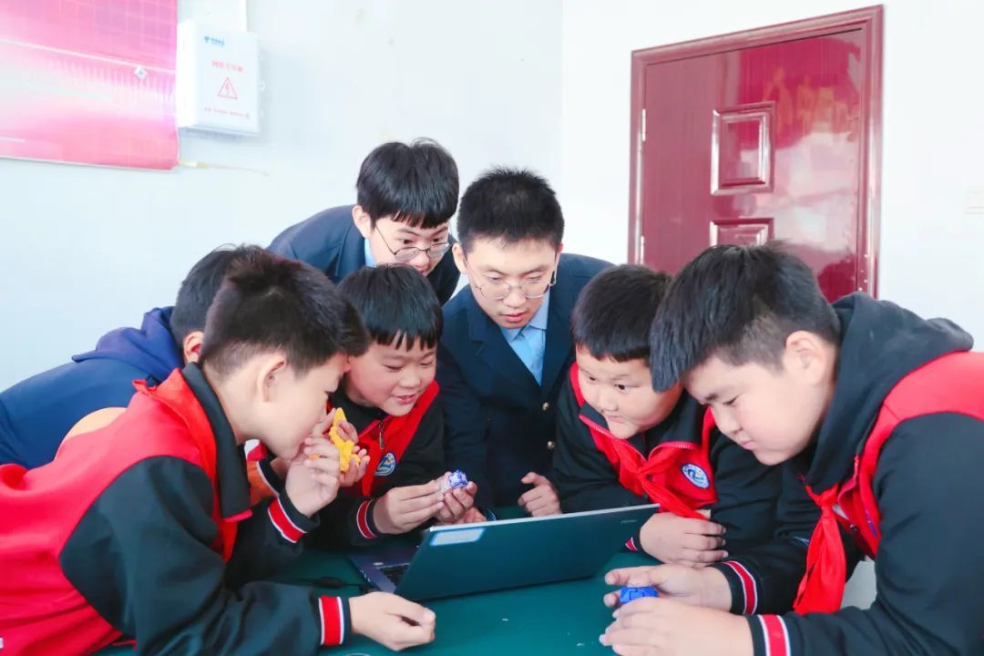 当教育回归本质这所学校如何破解“卷”与“不卷”的教育难题？(图4)