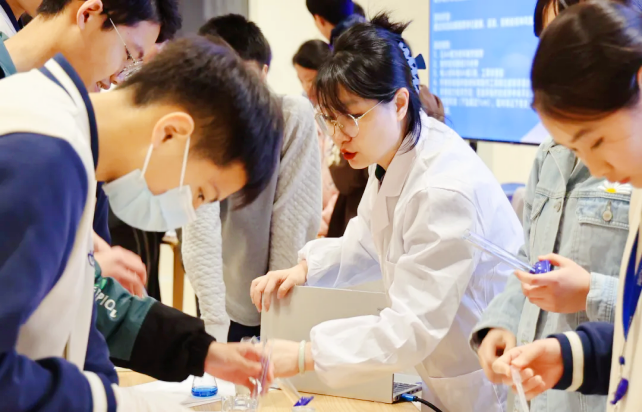 当教育回归本质这所学校如何破解“卷”与“不卷”的教育难题？(图5)
