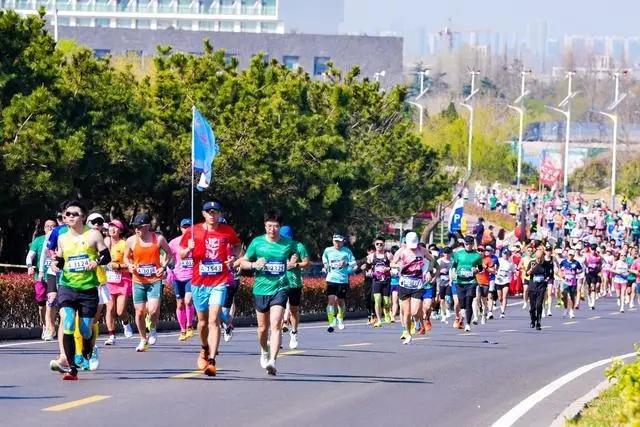 九游体育：近8万场赛事活动！“好运山东”体育品牌激发产业乘数效应(图2)