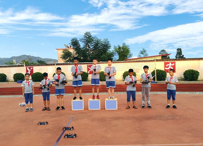 漳州：深耕细作 示范带动 城乡学校少年宫点缀多彩童年(图2)