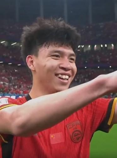 记者：国脚王钰栋有望拿下今年国内球员最重磅奖项(图1)