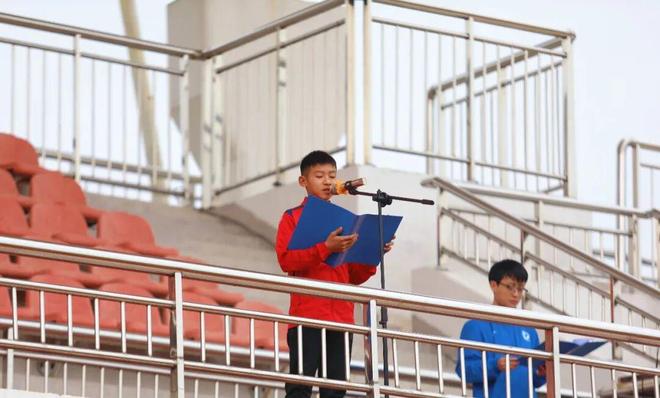 踔厉启新程绿茵展新姿：学校举行2026年春季学期开学典礼(图4)